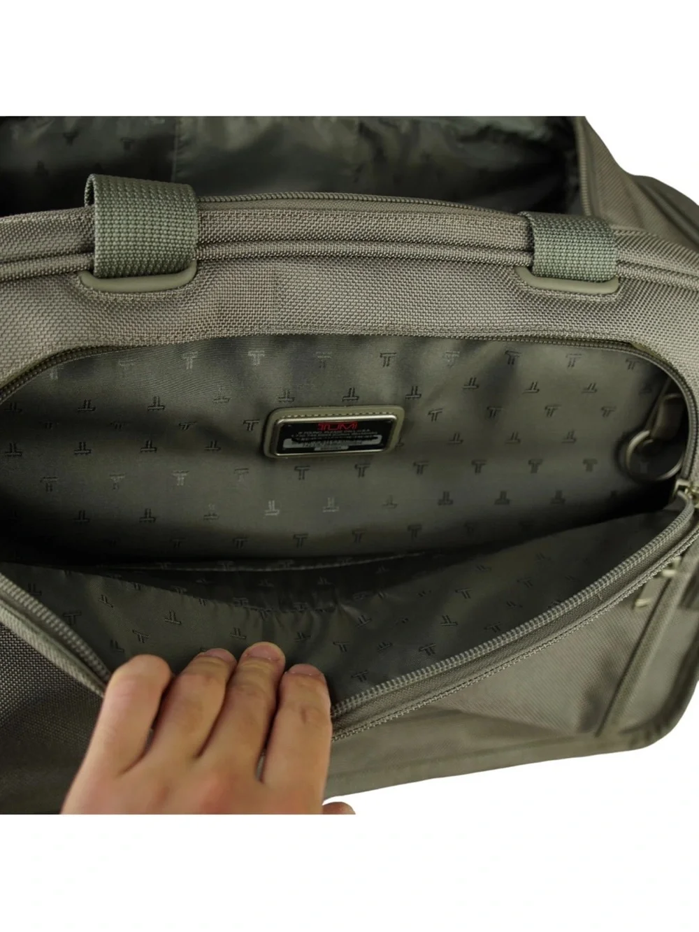 Tumi Alpha Compact 2 Wheel Weekender Carry On Overnight Duffle 22040S4 Gray